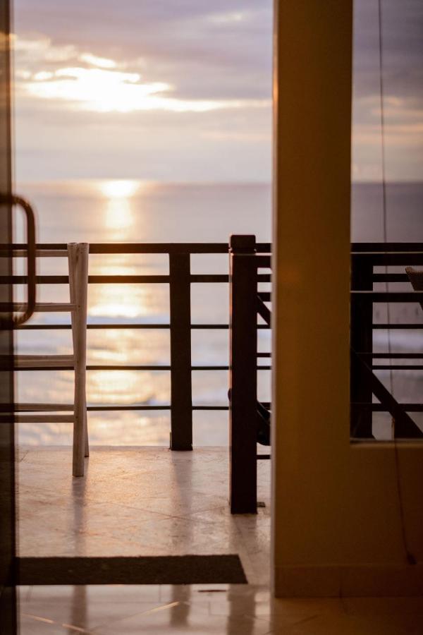 Uluwatu Cliff Apartment - 2 Br Luaran gambar